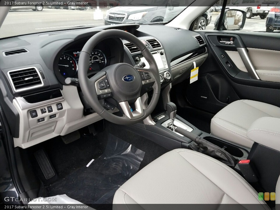 Gray Interior Photo for the 2017 Subaru Forester 2.5i Limited #118384884