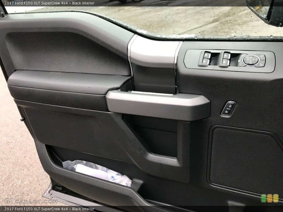 Black Interior Door Panel for the 2017 Ford F150 XLT SuperCrew 4x4 #118414051