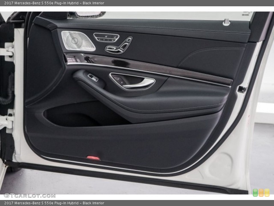 Black Interior Door Panel for the 2017 Mercedes-Benz S 550e Plug-In Hybrid #118436212