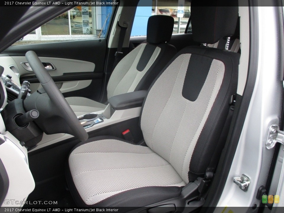 Light Titanium/Jet Black Interior Photo for the 2017 Chevrolet Equinox LT AWD #118457809