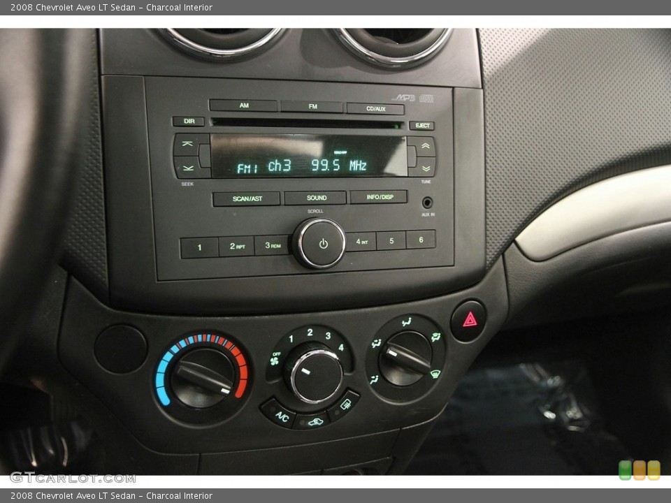 Charcoal Interior Controls for the 2008 Chevrolet Aveo LT Sedan #118500099