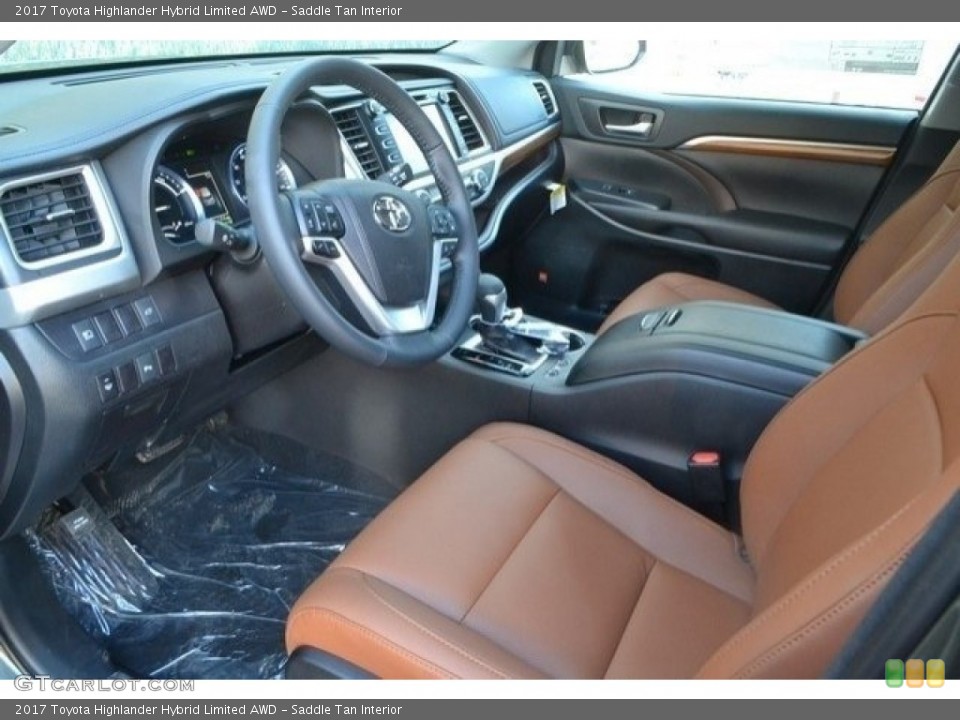 Saddle Tan Interior Photo for the 2017 Toyota Highlander Hybrid Limited AWD #118540323
