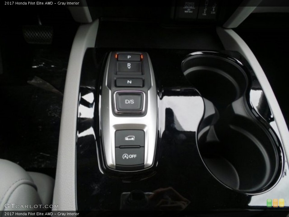 Gray Interior Transmission for the 2017 Honda Pilot Elite AWD #118573989