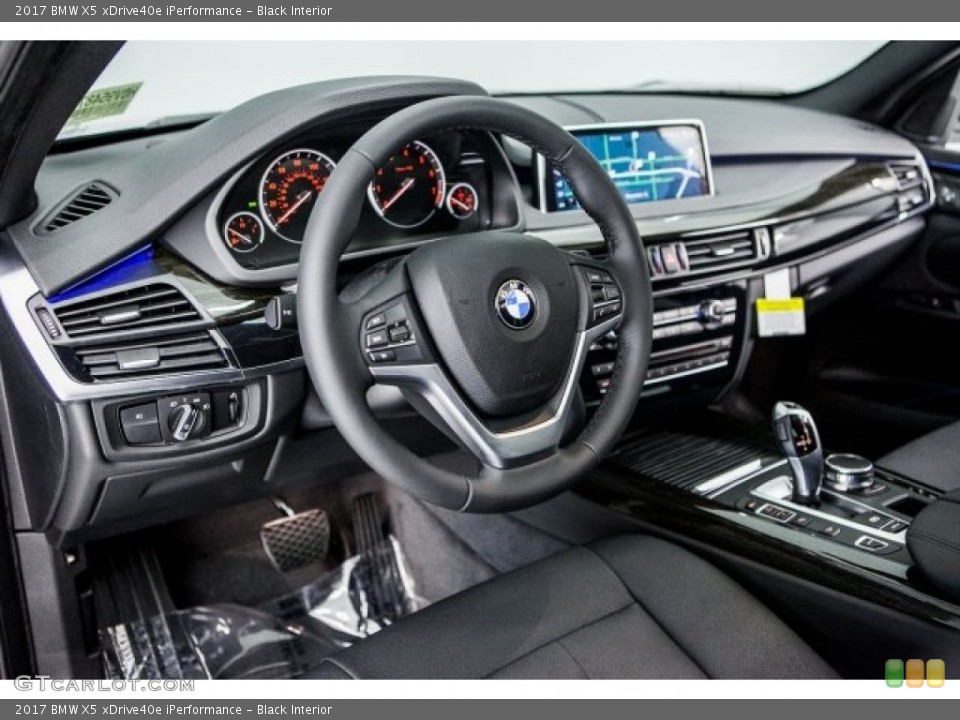 Black Interior Dashboard for the 2017 BMW X5 xDrive40e iPerformance #118610951