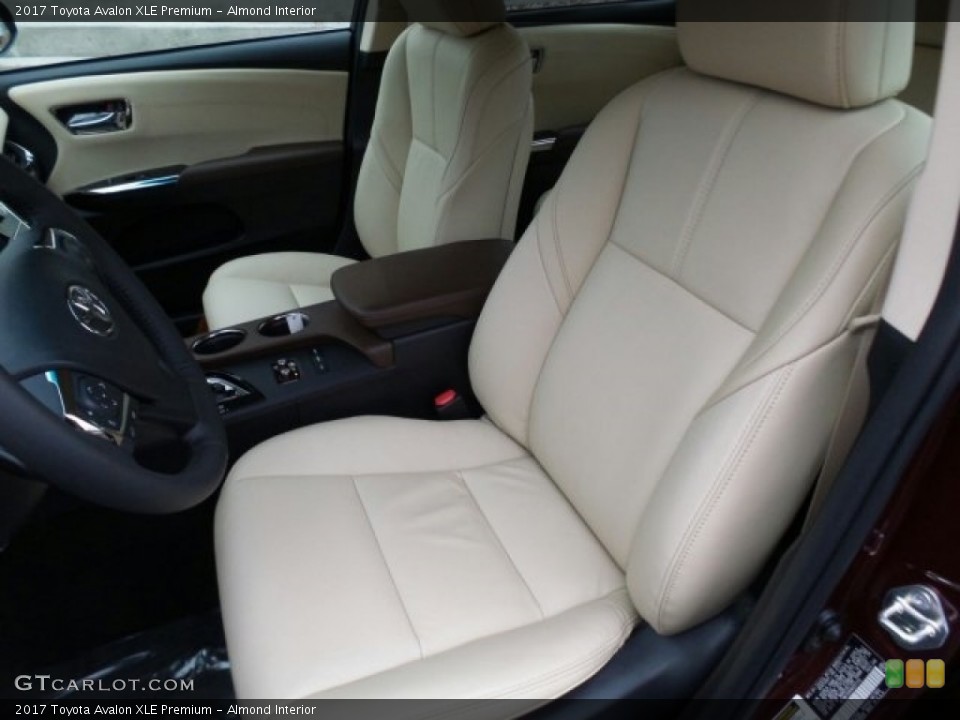 Almond Interior Photo for the 2017 Toyota Avalon XLE Premium #118611203