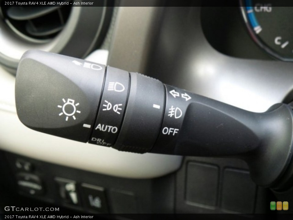 Ash Interior Controls for the 2017 Toyota RAV4 XLE AWD Hybrid #118630595