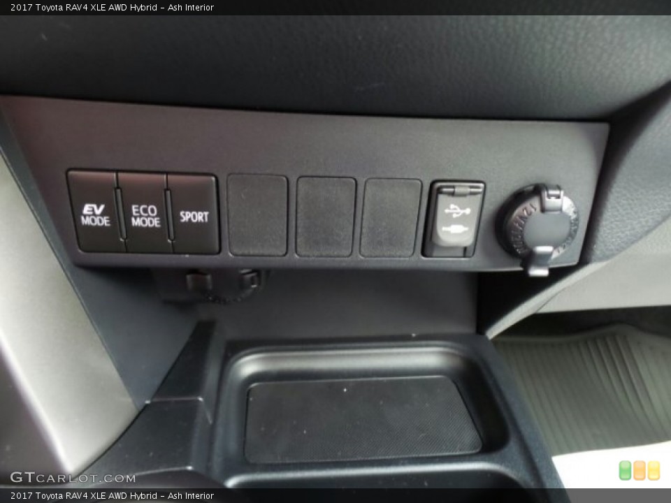 Ash Interior Controls for the 2017 Toyota RAV4 XLE AWD Hybrid #118630754