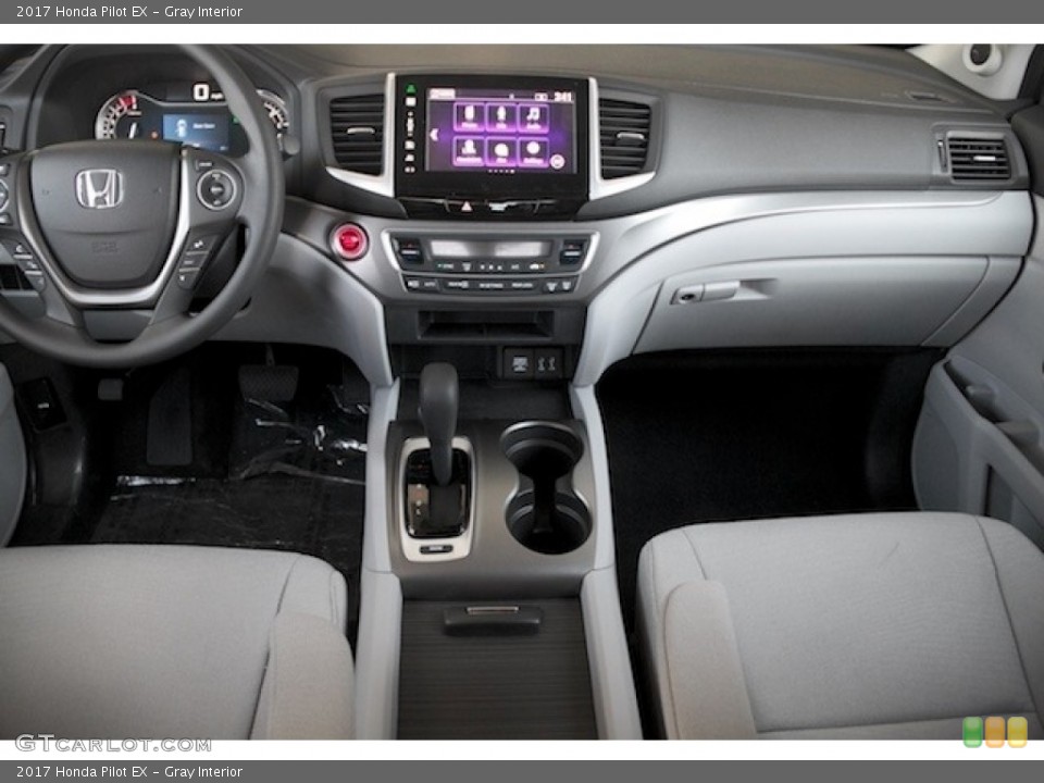 Gray Interior Dashboard for the 2017 Honda Pilot EX #118662024