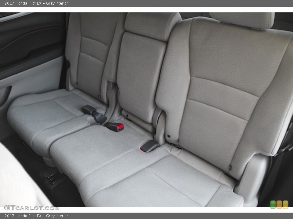 Gray Interior Rear Seat for the 2017 Honda Pilot EX #118662039