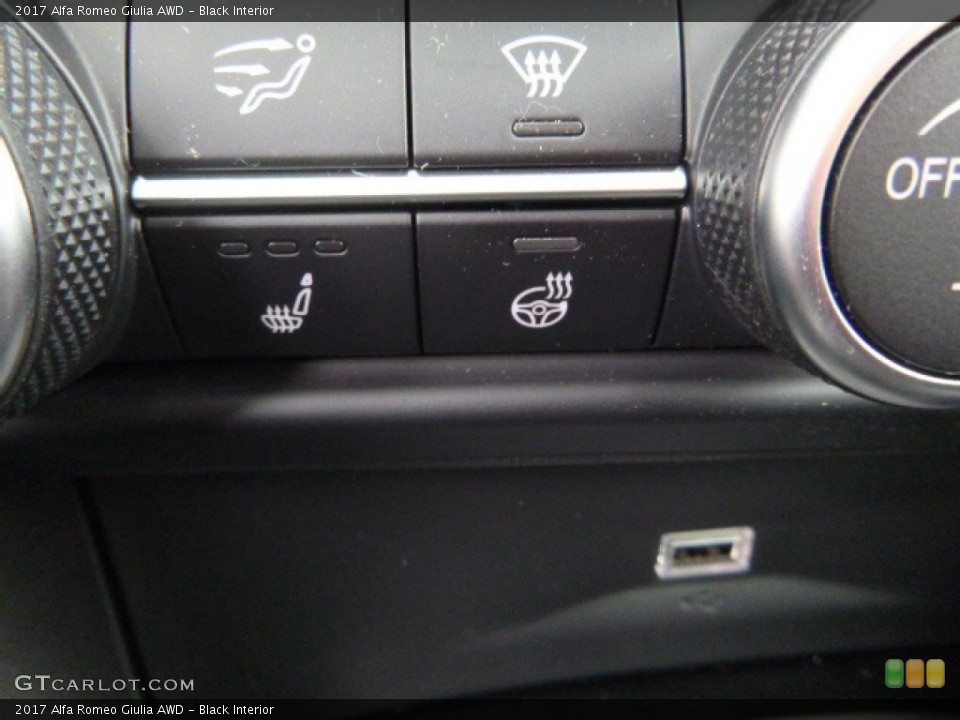 Black Interior Controls for the 2017 Alfa Romeo Giulia AWD #118671144