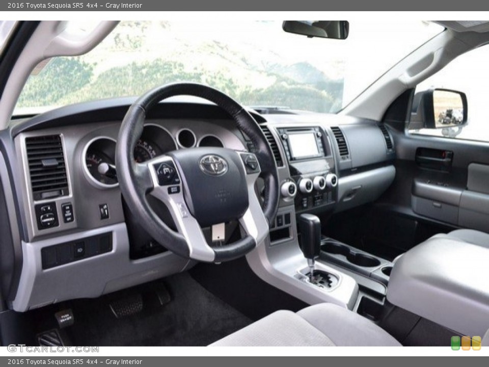 Gray Interior Photo for the 2016 Toyota Sequoia SR5 4x4 #118708047