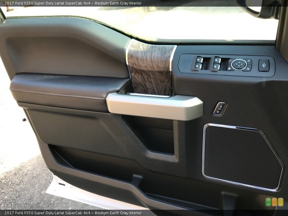 Medium Earth Gray Interior Door Panel for the 2017 Ford F350 Super Duty Lariat SuperCab 4x4 #118723875