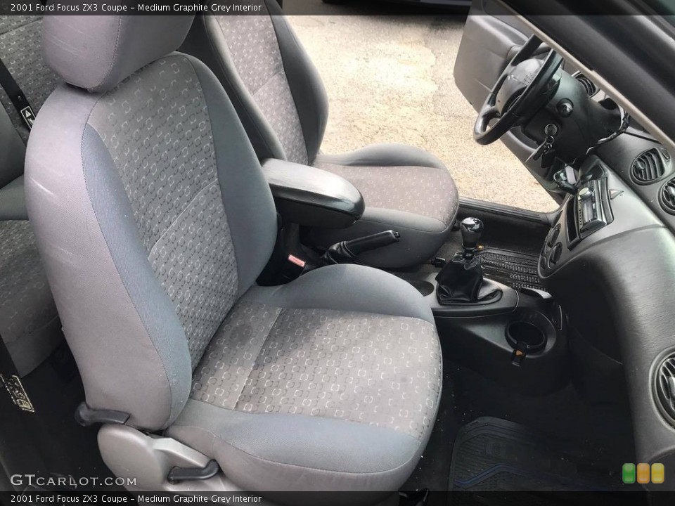 Medium Graphite Grey Interior Front Seat for the 2001 Ford Focus ZX3 Coupe #118733115