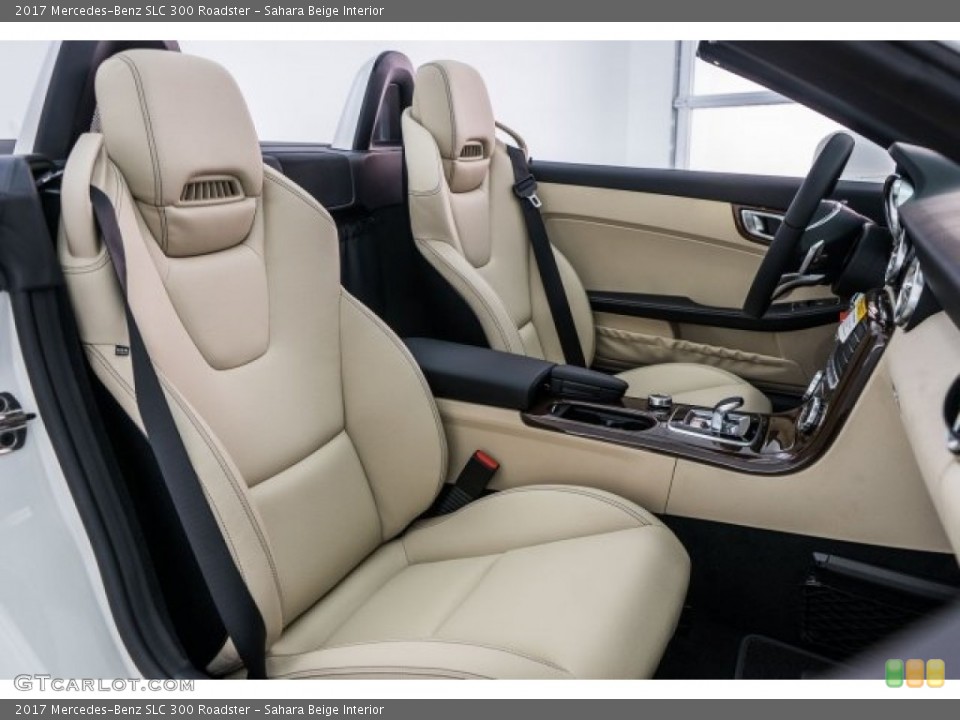 Sahara Beige Interior Photo for the 2017 Mercedes-Benz SLC 300 Roadster #118734315