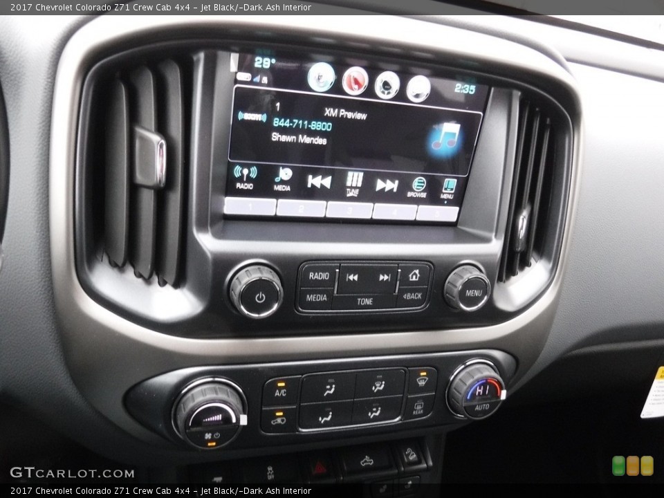 Jet Black/­Dark Ash Interior Controls for the 2017 Chevrolet Colorado Z71 Crew Cab 4x4 #118755444