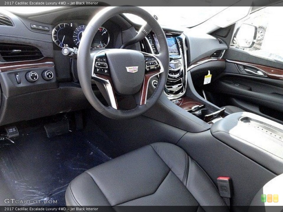 Jet Black Interior Photo for the 2017 Cadillac Escalade Luxury 4WD #118788697