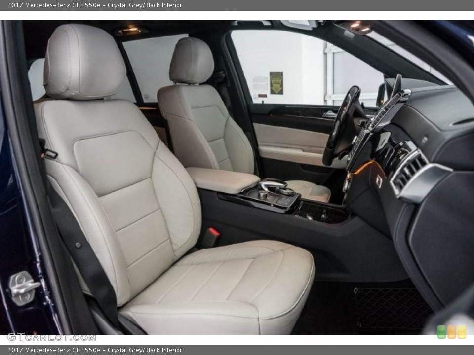 Crystal Grey/Black Interior Photo for the 2017 Mercedes-Benz GLE 550e #118798730