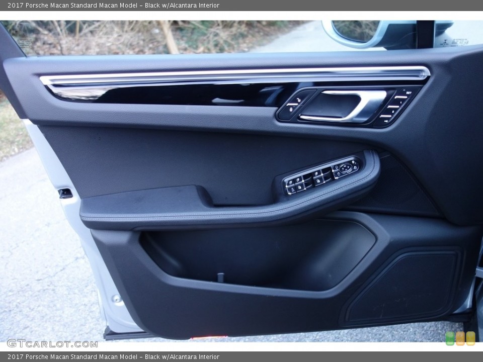 Black w/Alcantara Interior Door Panel for the 2017 Porsche Macan  #118814787