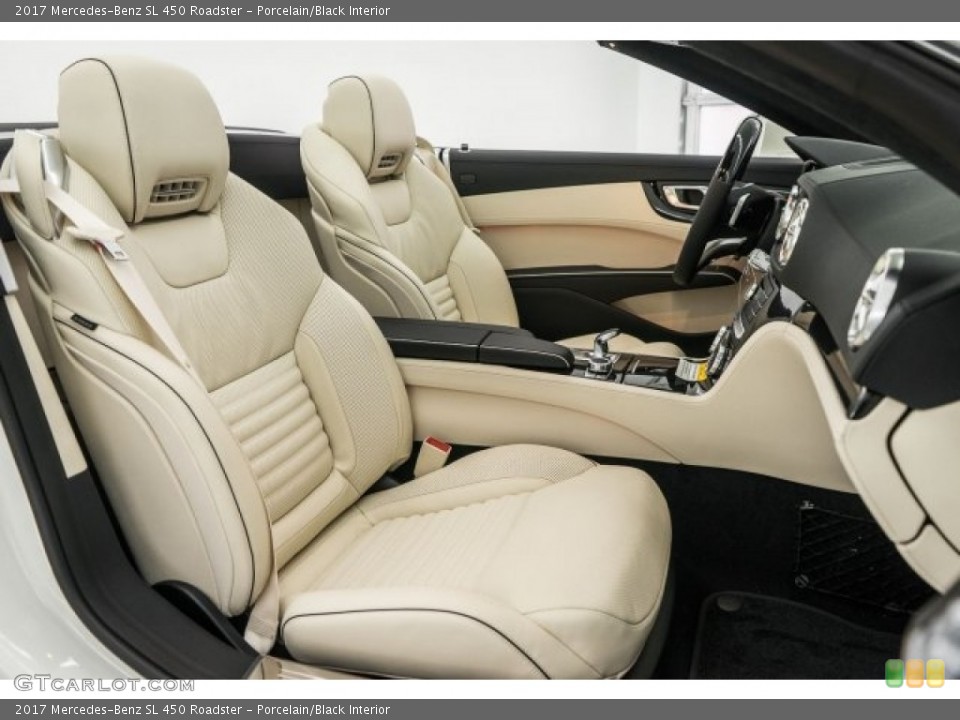 Porcelain/Black Interior Photo for the 2017 Mercedes-Benz SL 450 Roadster #118830616