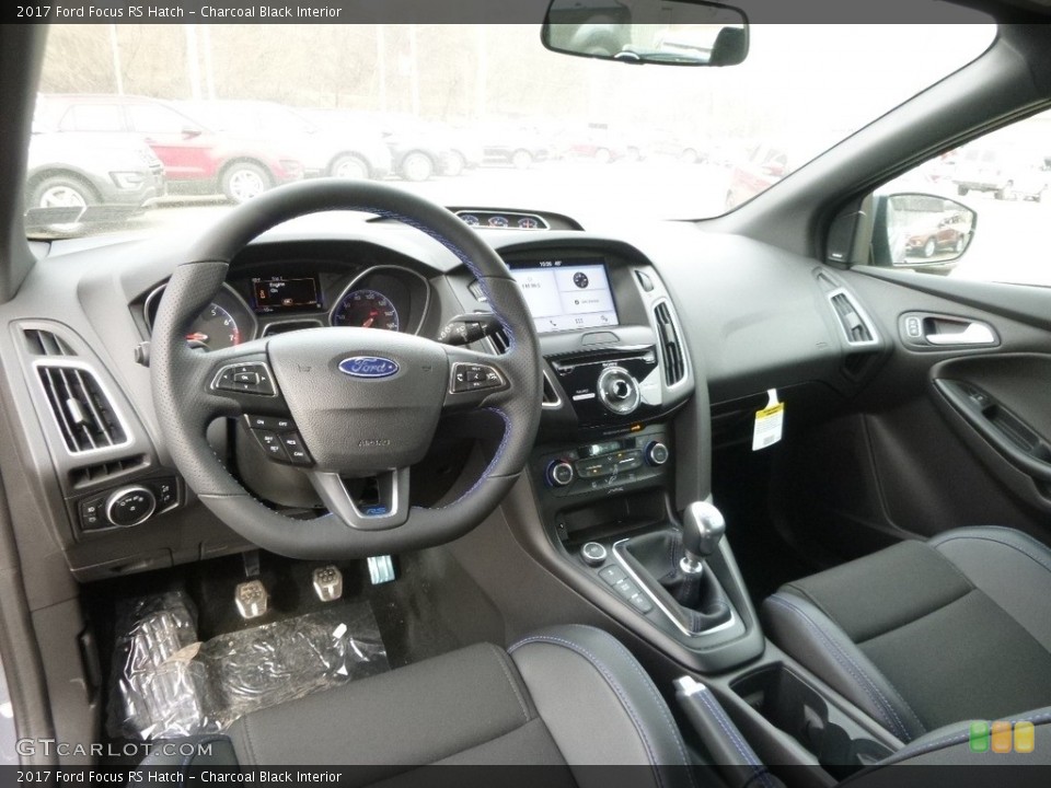 Charcoal Black Interior Photo for the 2017 Ford Focus RS Hatch #118838950