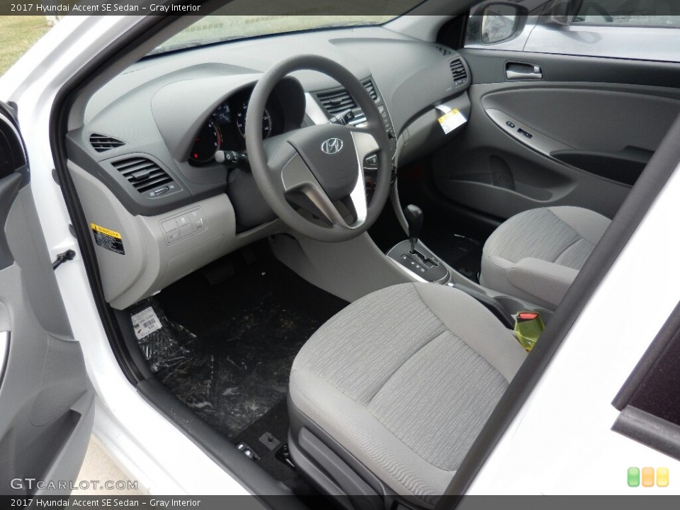 Gray Interior Photo for the 2017 Hyundai Accent SE Sedan #118843240