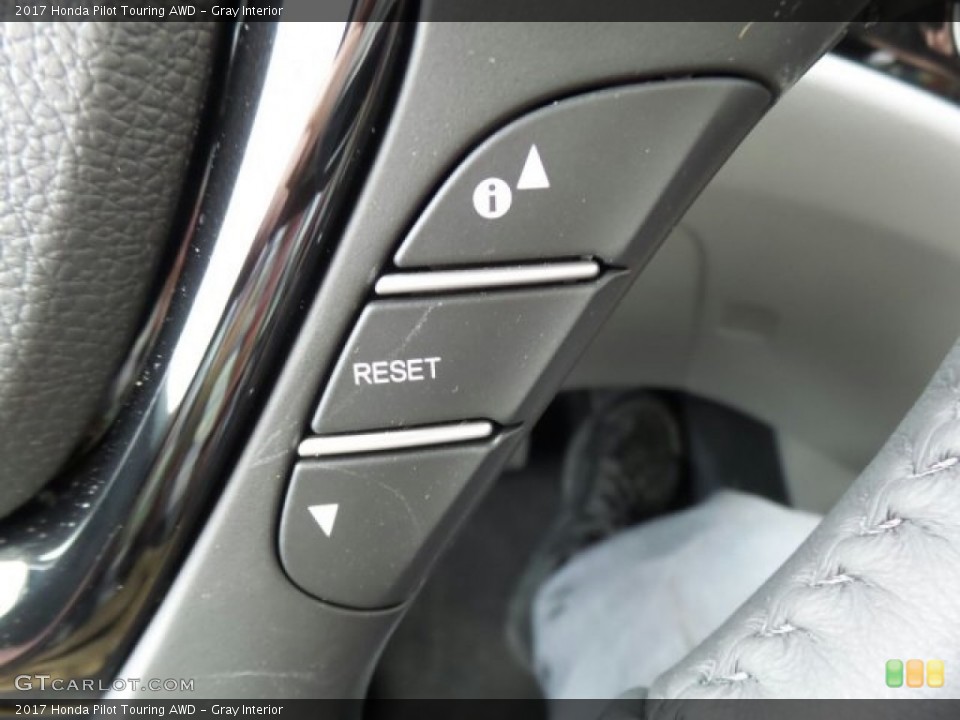 Gray Interior Controls for the 2017 Honda Pilot Touring AWD #118861484