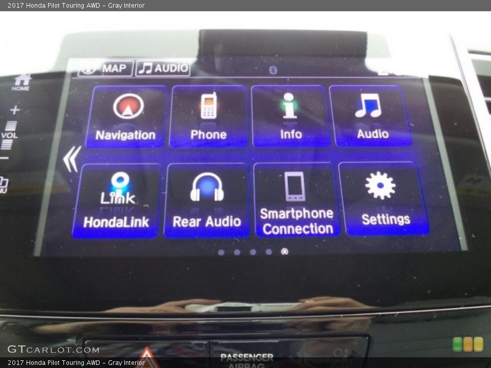 Gray Interior Controls for the 2017 Honda Pilot Touring AWD #118861535