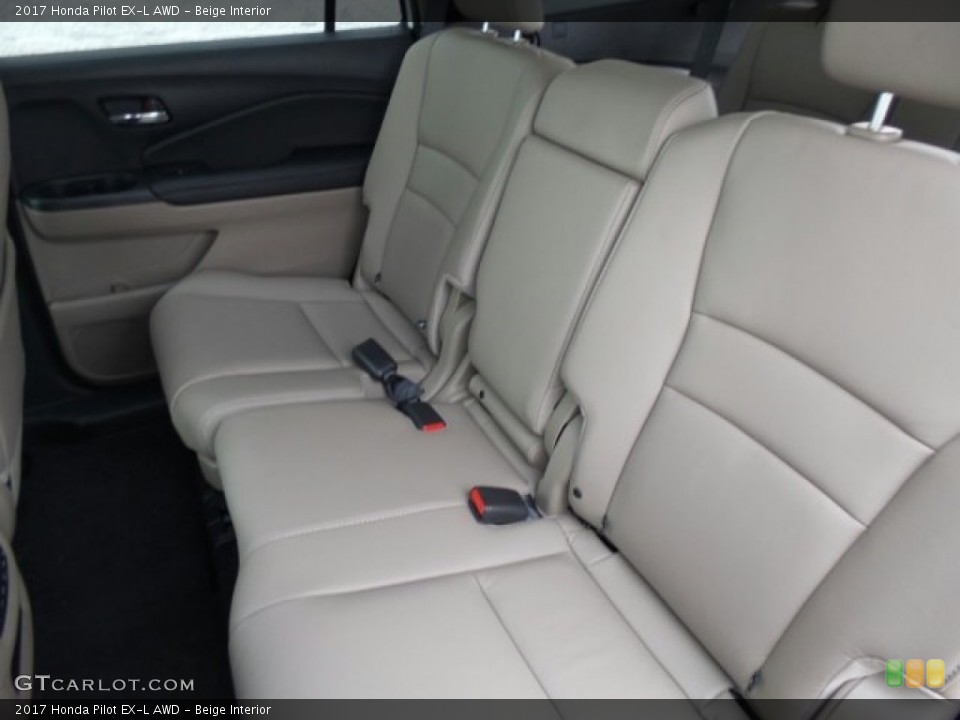 Beige Interior Rear Seat for the 2017 Honda Pilot EX-L AWD #118864505