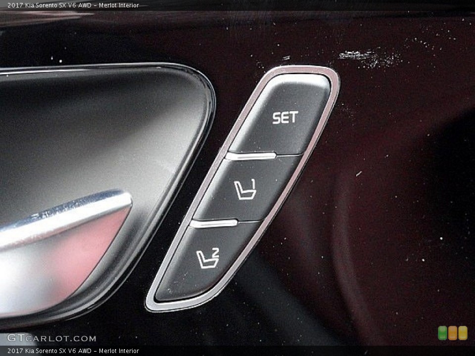 Merlot Interior Controls for the 2017 Kia Sorento SX V6 AWD #118871528