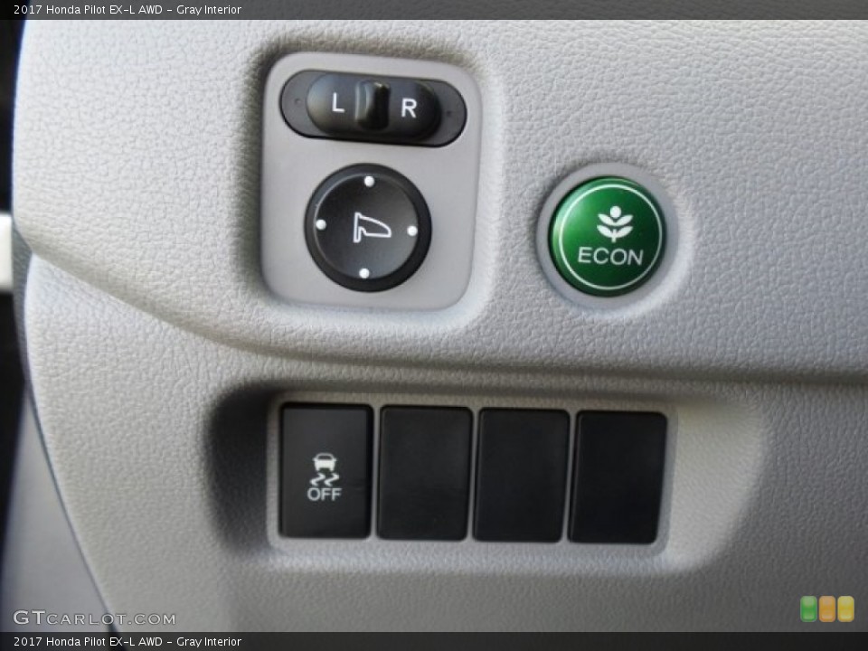Gray Interior Controls for the 2017 Honda Pilot EX-L AWD #118878793