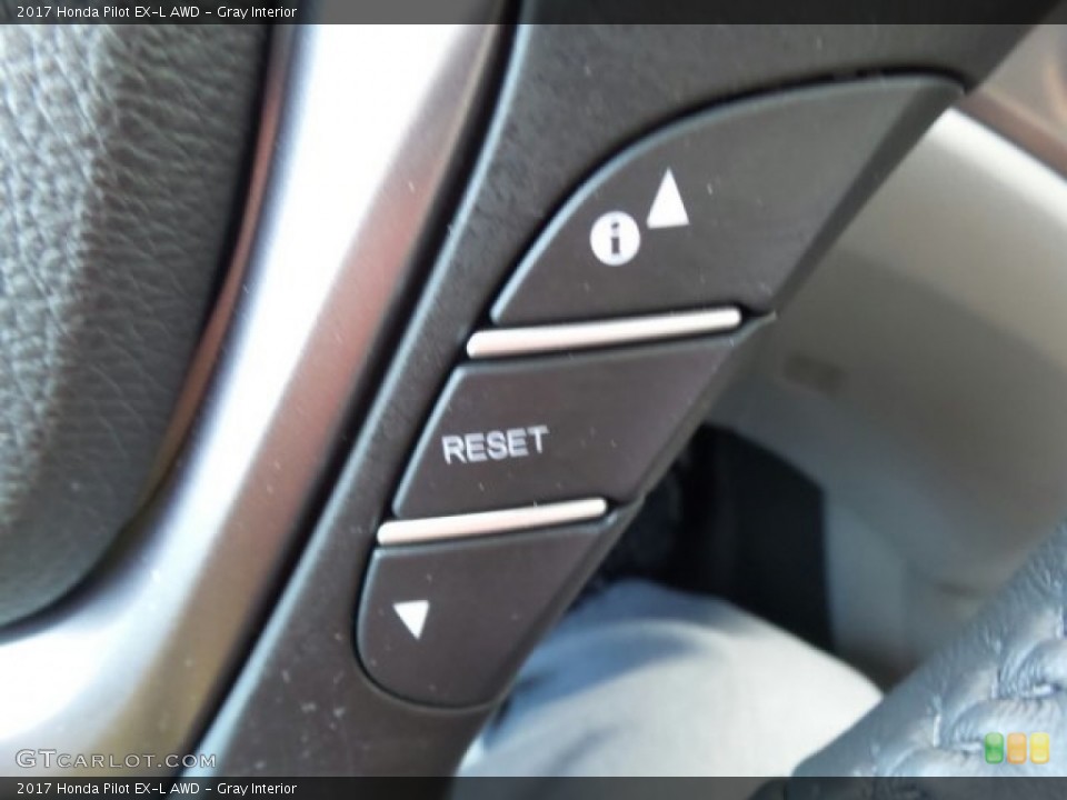 Gray Interior Controls for the 2017 Honda Pilot EX-L AWD #118878946