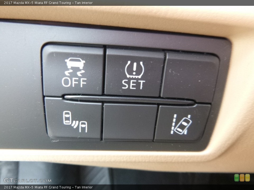 Tan Interior Controls for the 2017 Mazda MX-5 Miata RF Grand Touring #118880575