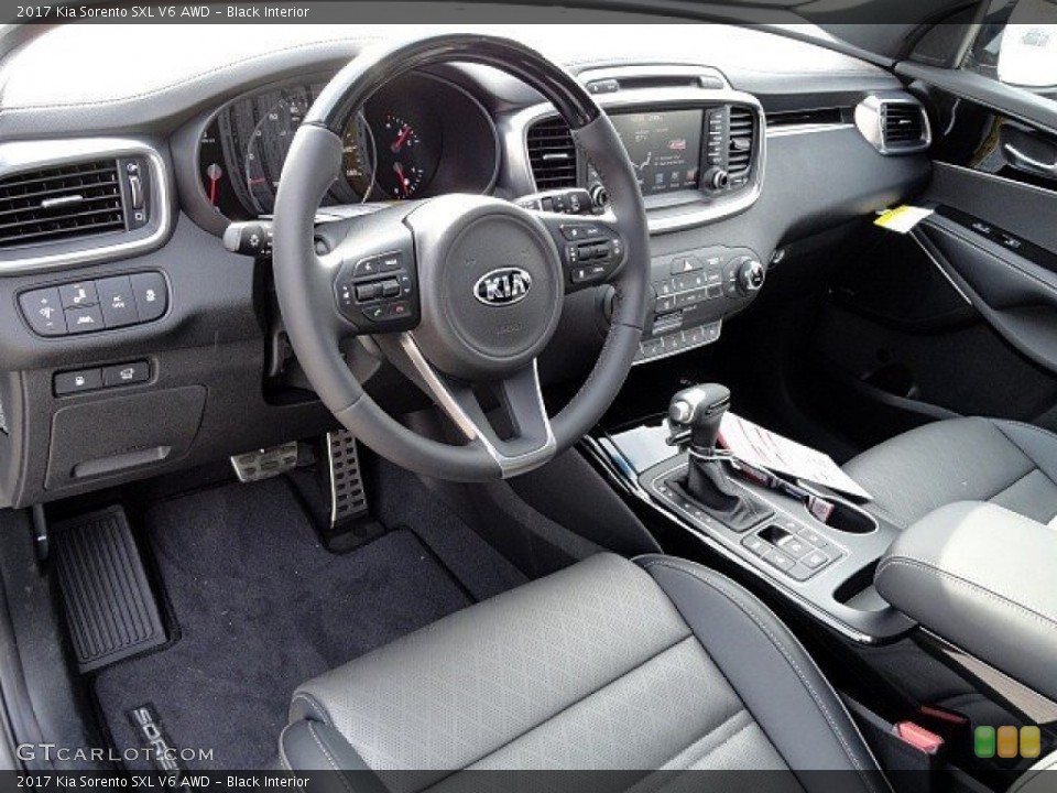 Black Interior Photo for the 2017 Kia Sorento SXL V6 AWD #118888612