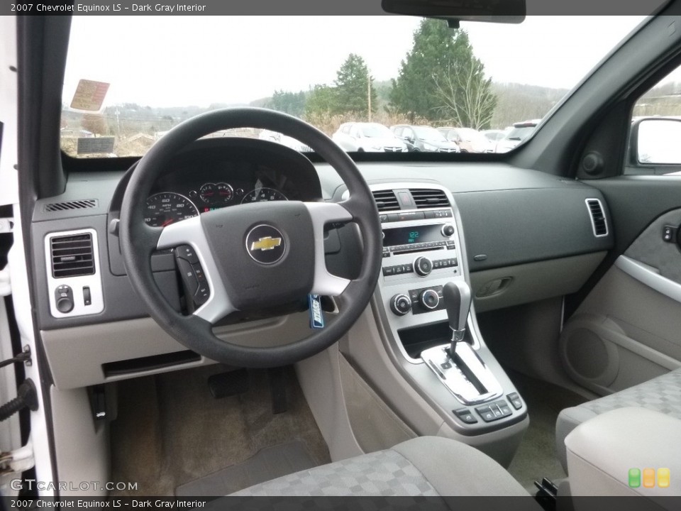 Dark Gray Interior Photo for the 2007 Chevrolet Equinox LS #118892119