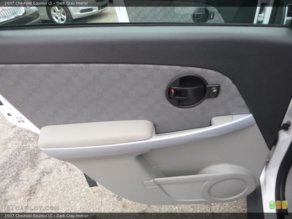 Dark Gray Interior Door Panel for the 2007 Chevrolet Equinox LS #118892155