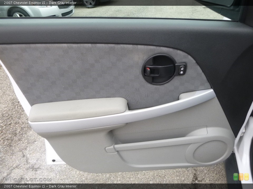 Dark Gray Interior Door Panel for the 2007 Chevrolet Equinox LS #118892185