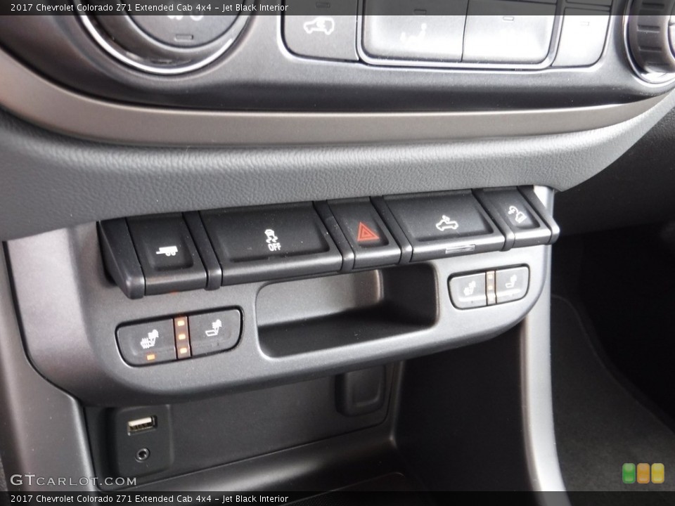 Jet Black Interior Controls for the 2017 Chevrolet Colorado Z71 Extended Cab 4x4 #118926071