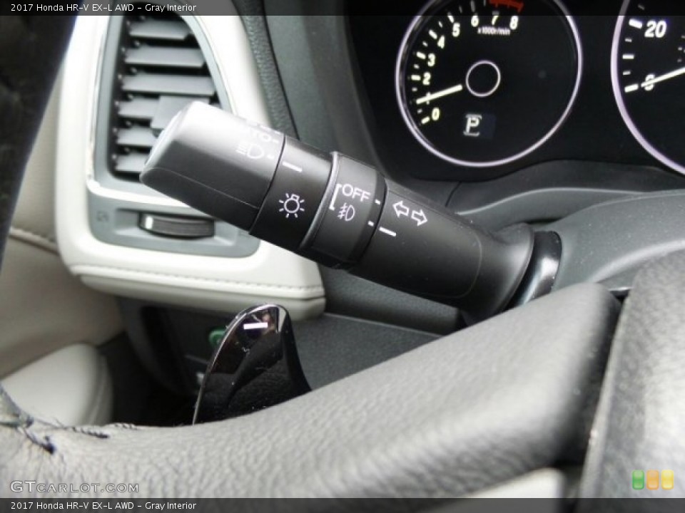 Gray Interior Controls for the 2017 Honda HR-V EX-L AWD #118930998