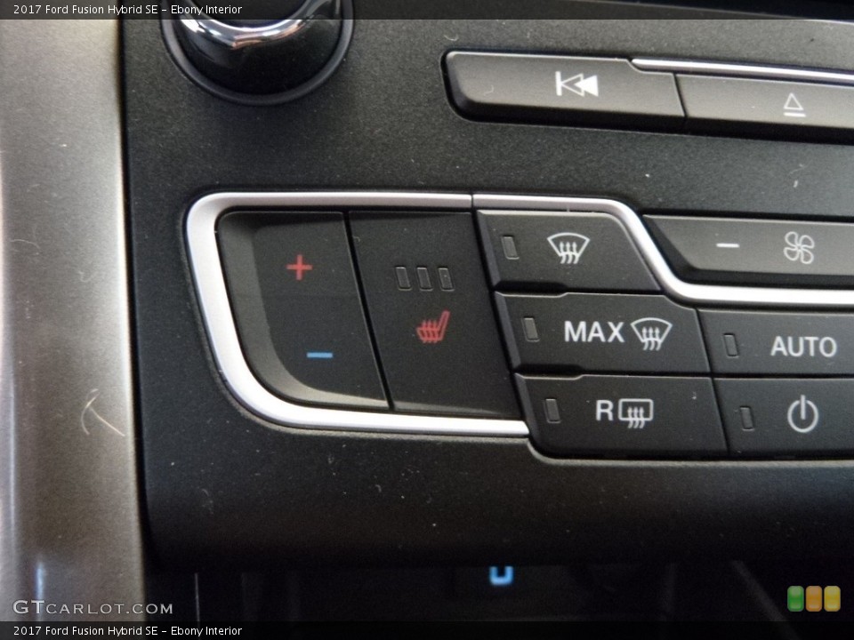 Ebony Interior Controls for the 2017 Ford Fusion Hybrid SE #118956518