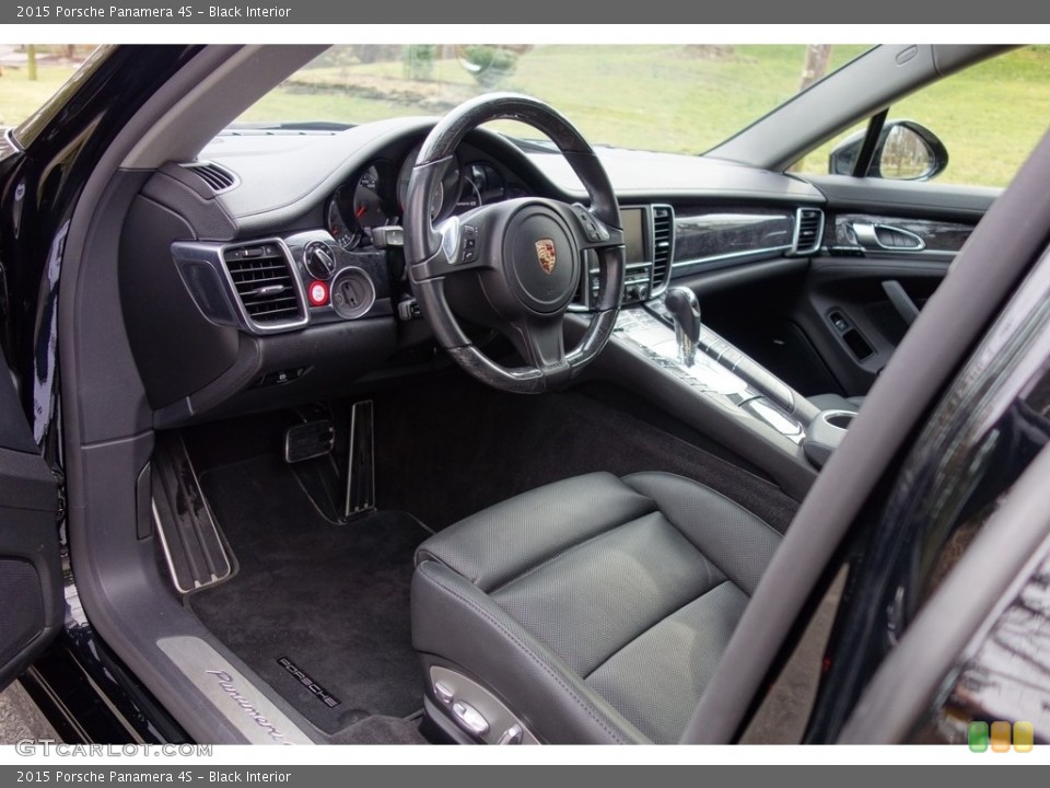 Black Interior Front Seat for the 2015 Porsche Panamera 4S #118972875