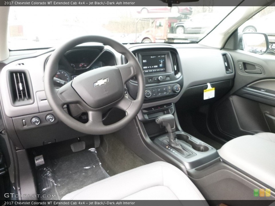 Jet Black/­Dark Ash Interior Photo for the 2017 Chevrolet Colorado WT Extended Cab 4x4 #118980898