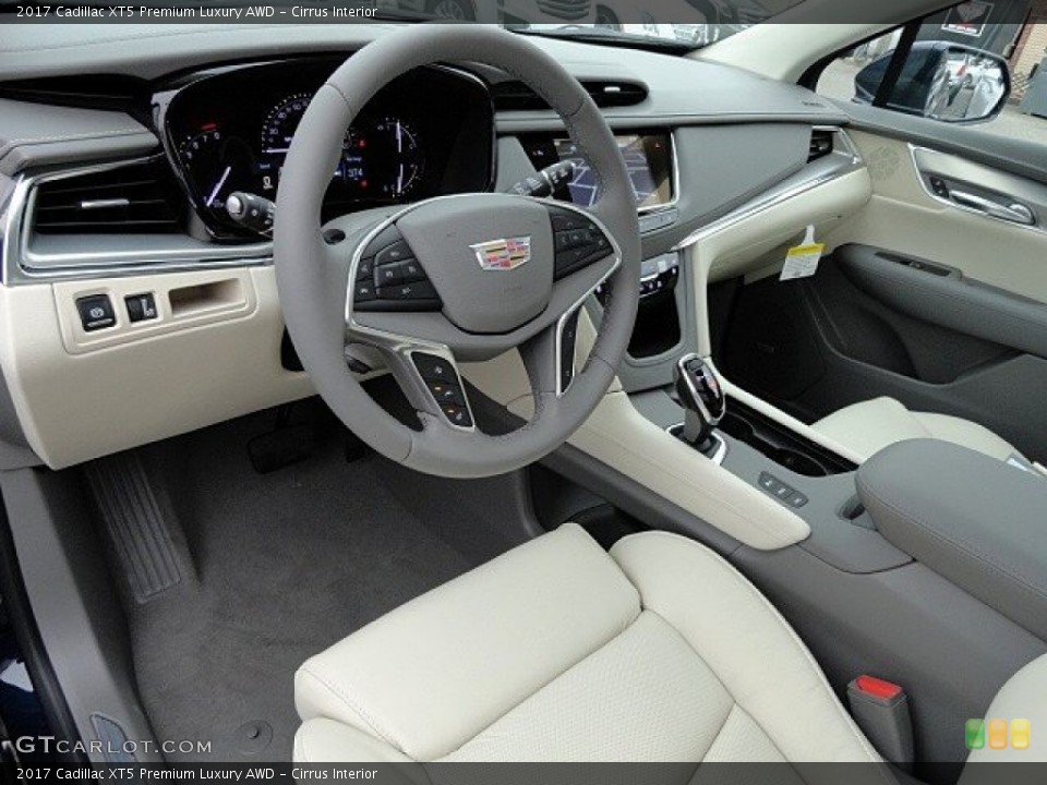 Cirrus 2017 Cadillac XT5 Interiors