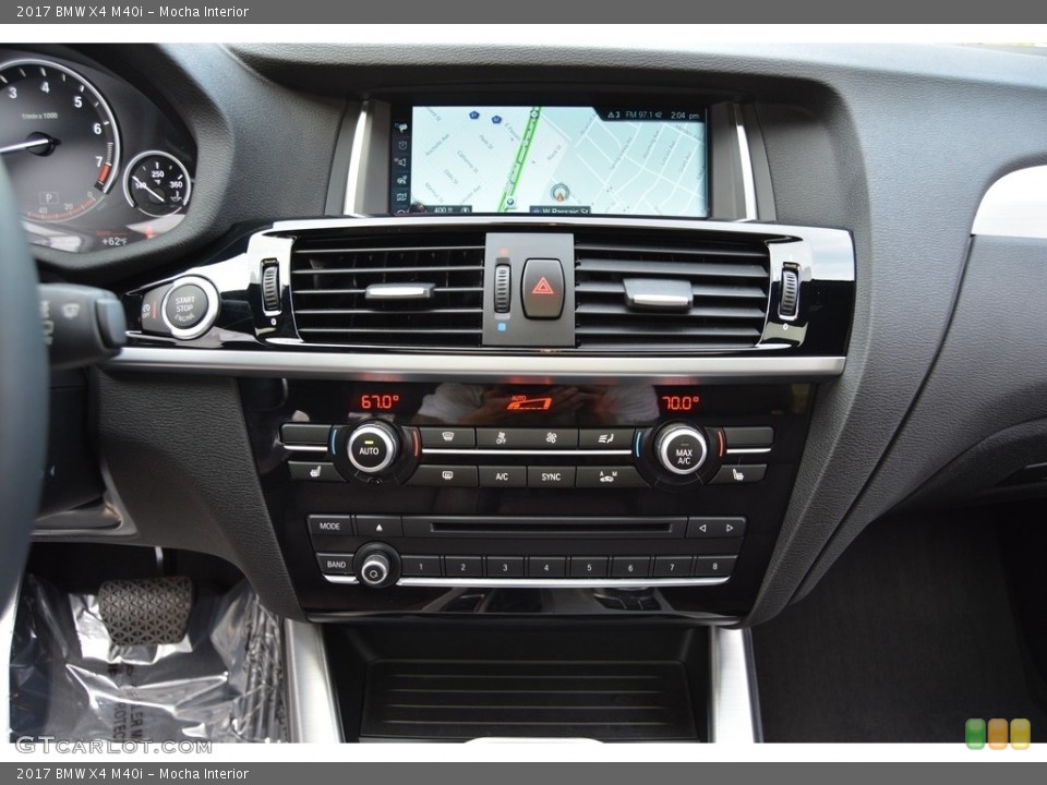 Mocha Interior Controls for the 2017 BMW X4 M40i #118985571