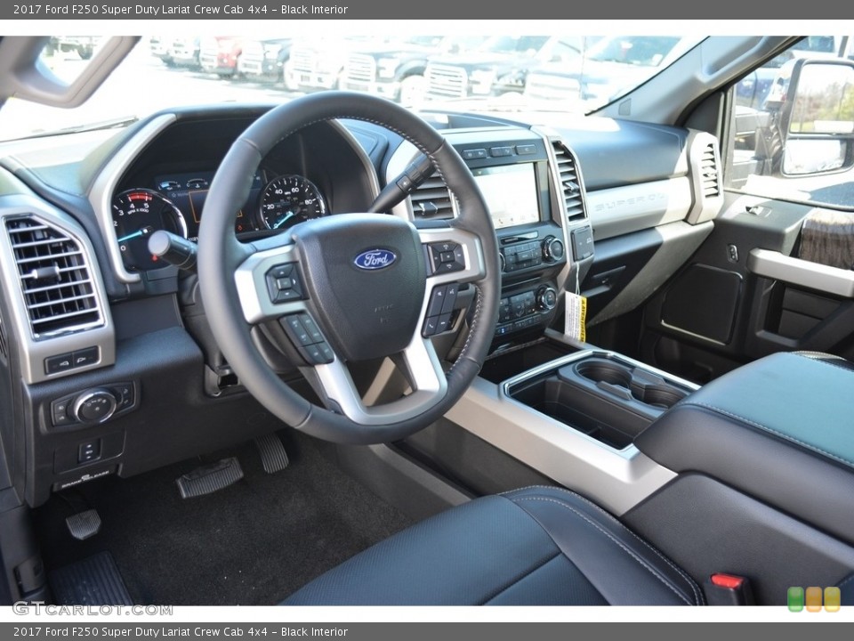 Black Interior Photo for the 2017 Ford F250 Super Duty Lariat Crew Cab 4x4 #119159138