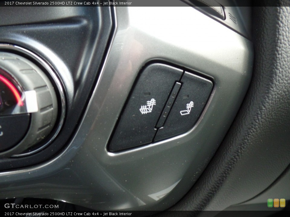 Jet Black Interior Controls for the 2017 Chevrolet Silverado 2500HD LTZ Crew Cab 4x4 #119187158