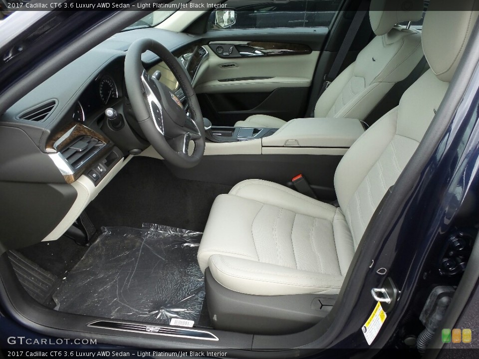 Light Platinum/Jet Black Interior Photo for the 2017 Cadillac CT6 3.6 Luxury AWD Sedan #119190979