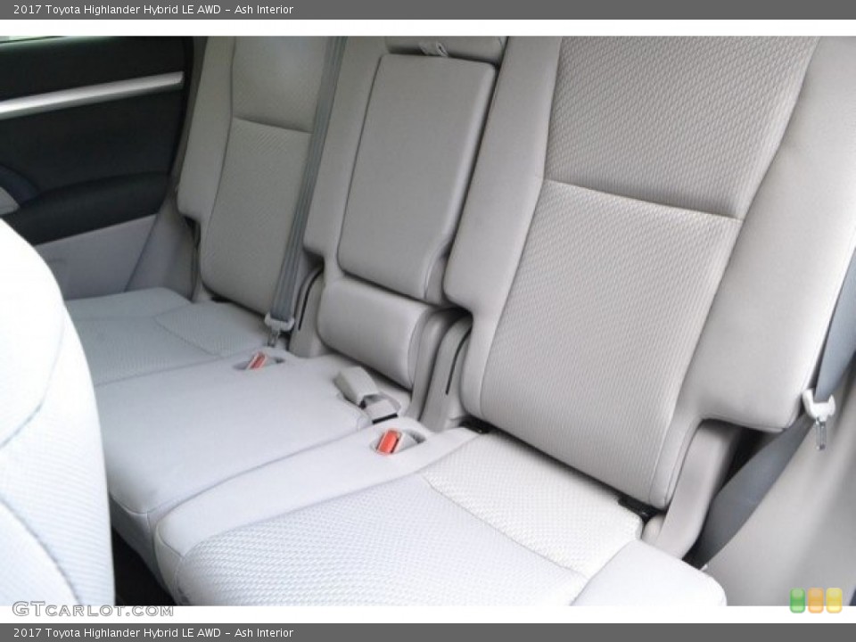 Ash Interior Rear Seat for the 2017 Toyota Highlander Hybrid LE AWD #119264122