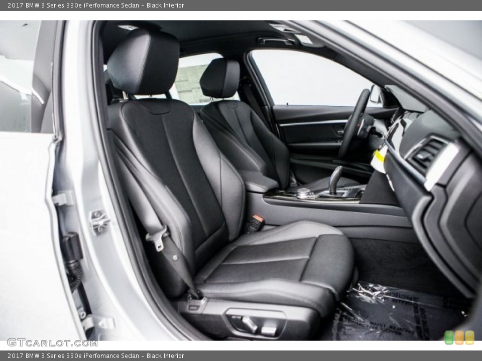 Black Interior Photo for the 2017 BMW 3 Series 330e iPerfomance Sedan #119314580