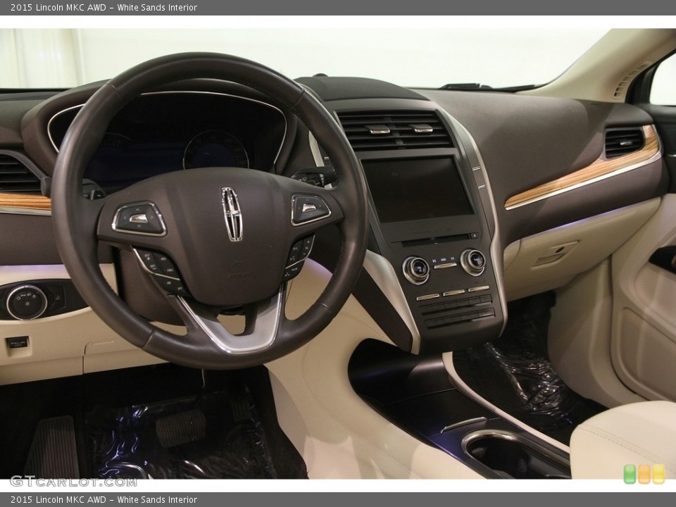 White Sands Interior Dashboard for the 2015 Lincoln MKC AWD #119366680