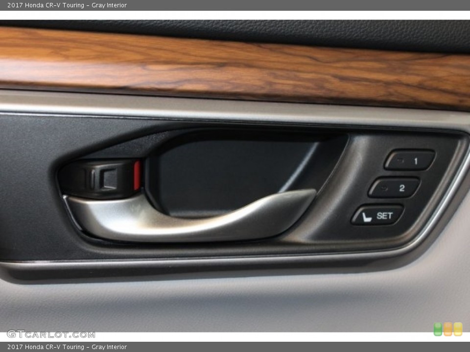 Gray Interior Controls for the 2017 Honda CR-V Touring #119372566